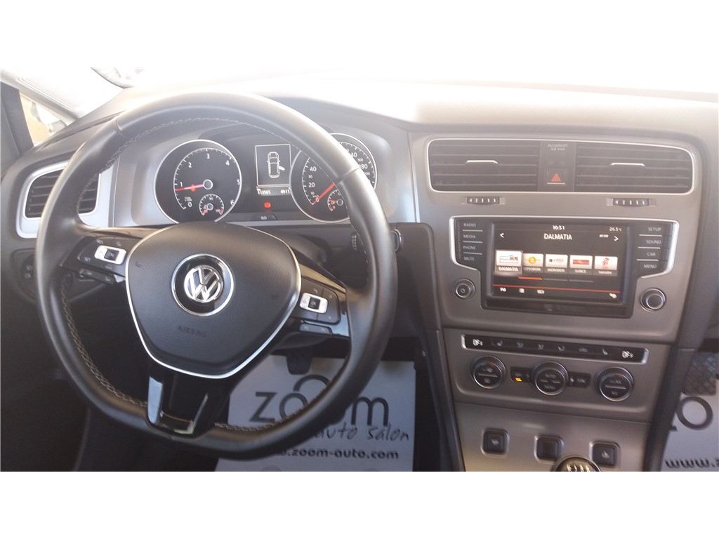 Volkswagen Golf 1.6 TDI -AUTO ŠKOLA-