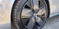 Volkswagen Passat
 2.0 TDI 110 kW AUTOMATIK R-LINE