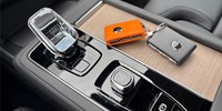 Volvo
 XC90 
 T8 AWD Plus Dark 455KS H&K