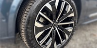 Volvo
 XC90 
 T8 AWD Plus Dark 455KS H&K