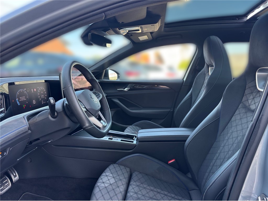 Volkswagen Passat
 2.0 TDI 110 kW AUTOMATIK R-LINE