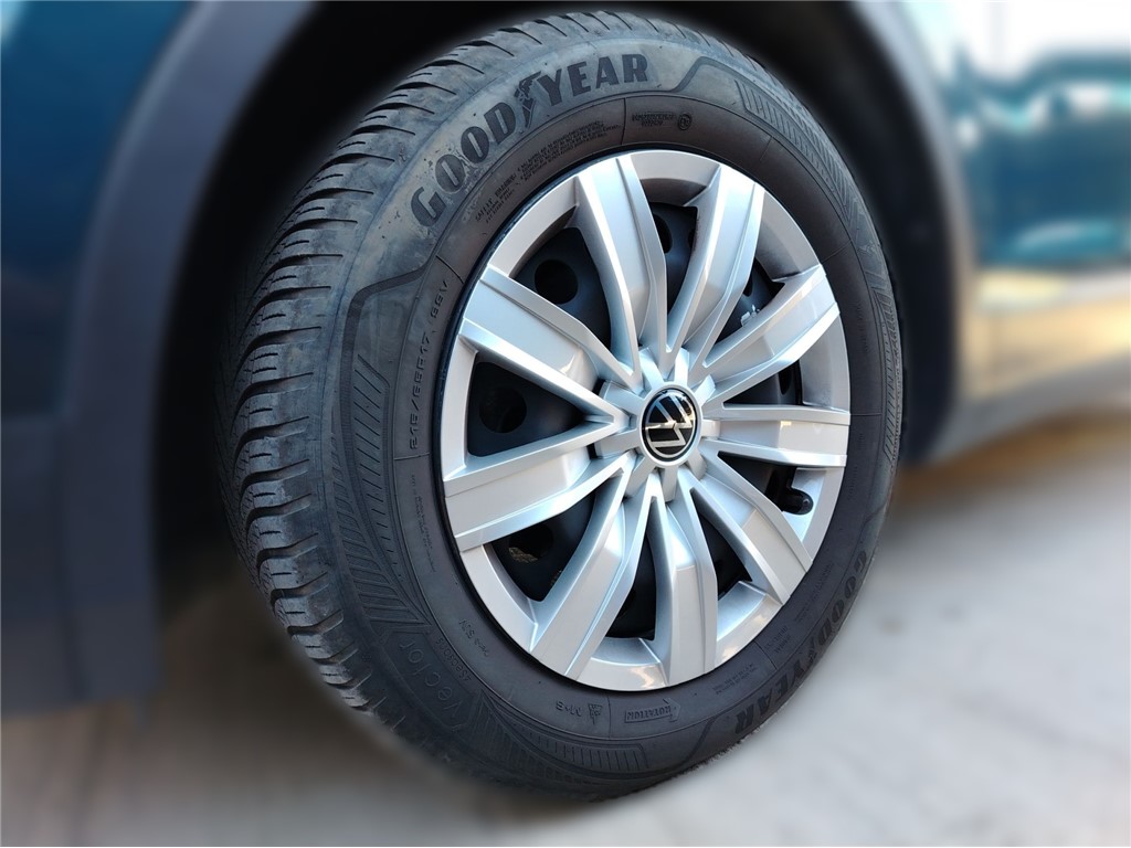 Volkswagen Tiguan
 2.0 TDI DSG