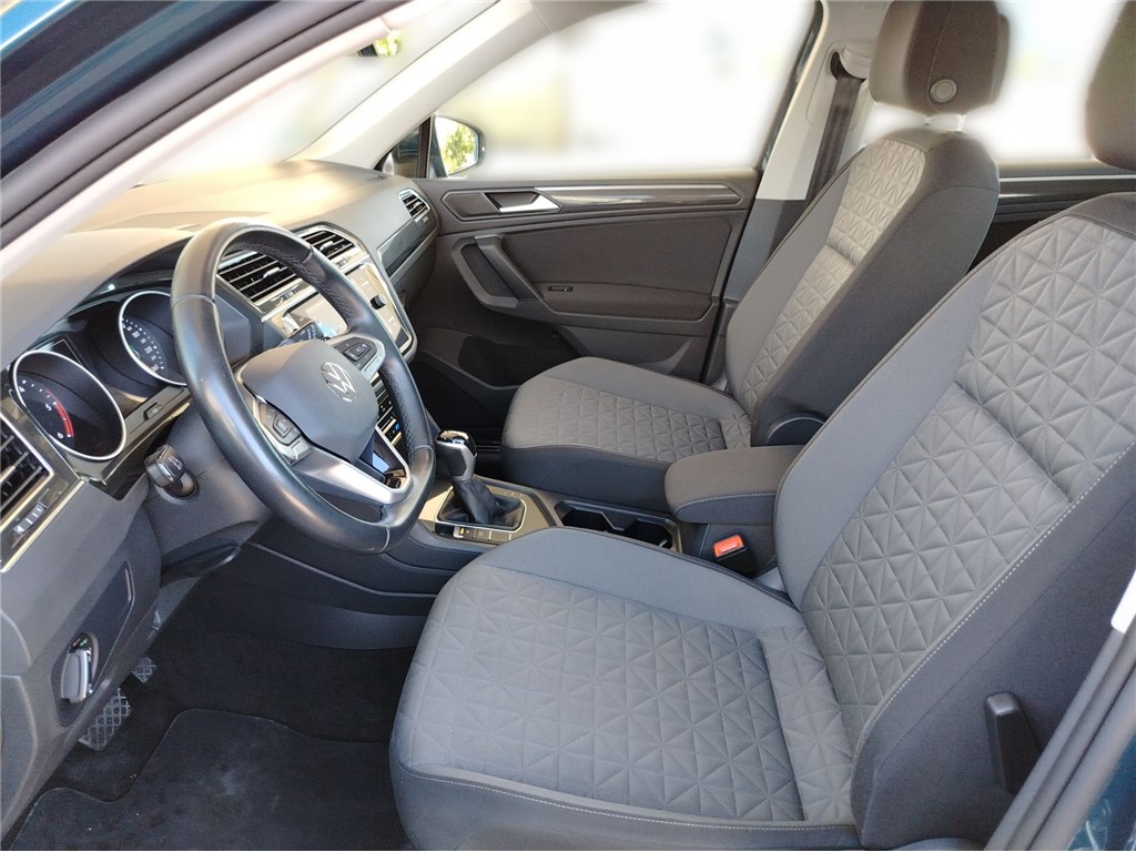 Volkswagen Tiguan
 2.0 TDI DSG