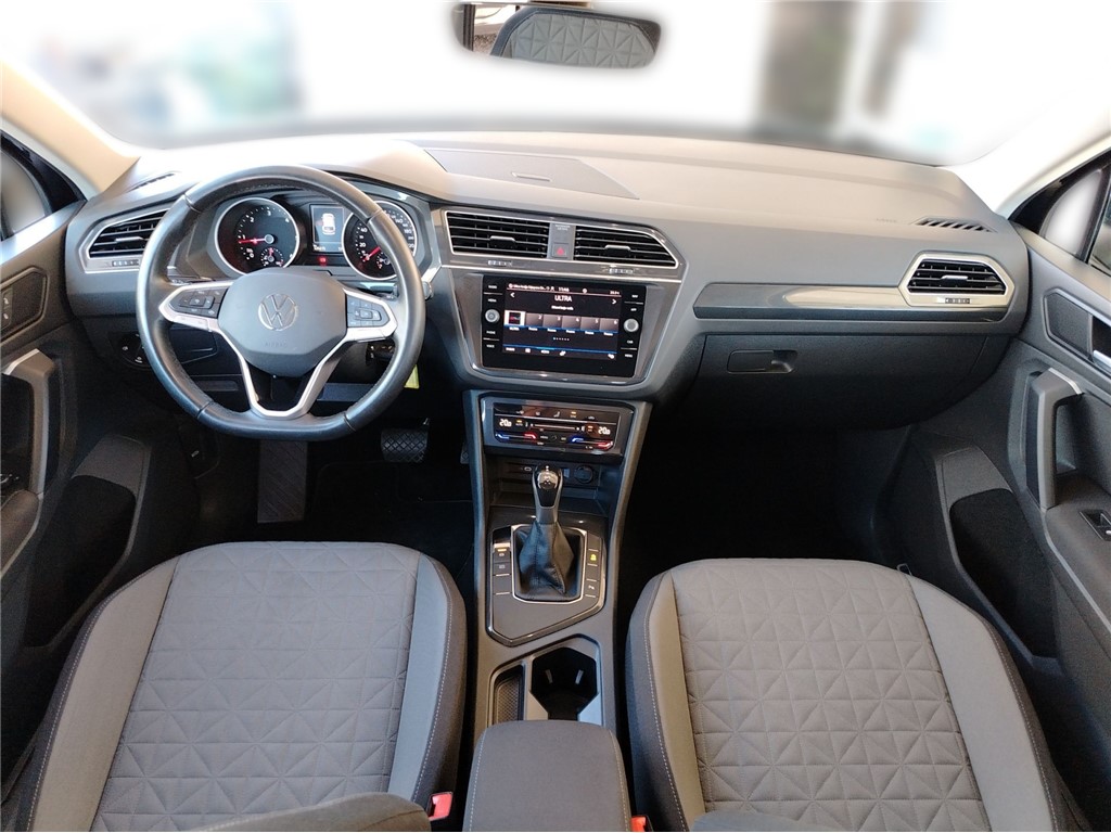 Volkswagen Tiguan
 2.0 TDI DSG