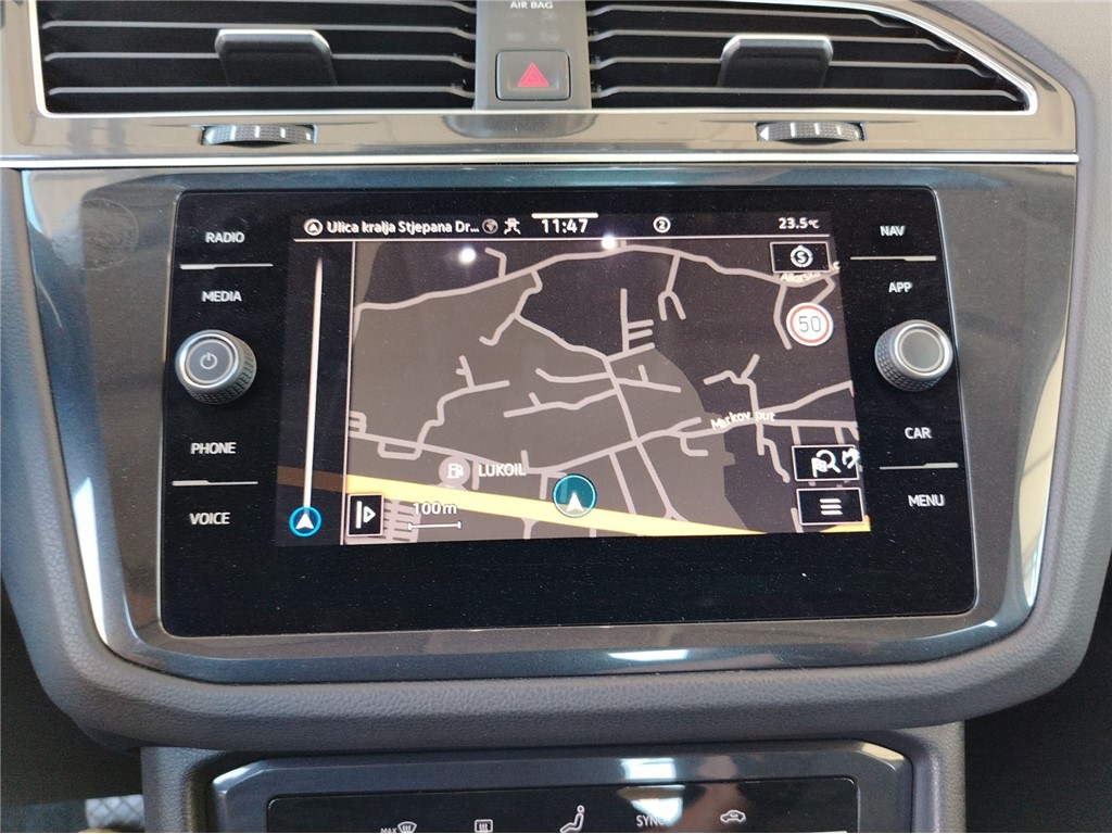 Volkswagen Tiguan
 2.0 TDI DSG