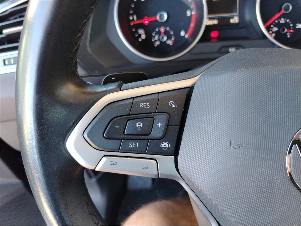 Volkswagen Tiguan
 2.0 TDI DSG