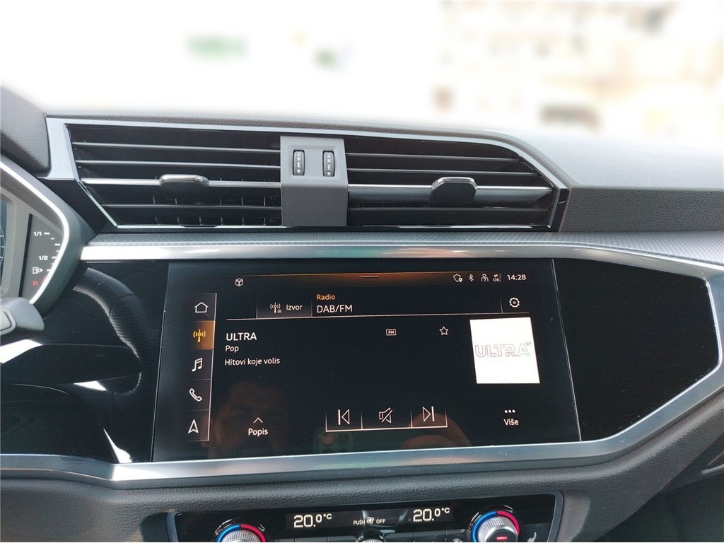 Audi
 Q3 35 TDI S tronic S line+