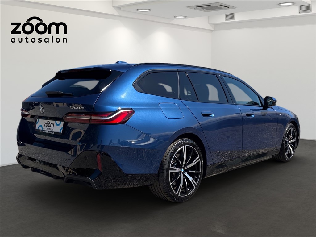 BMW
 550 e xDrive M Sportpaket