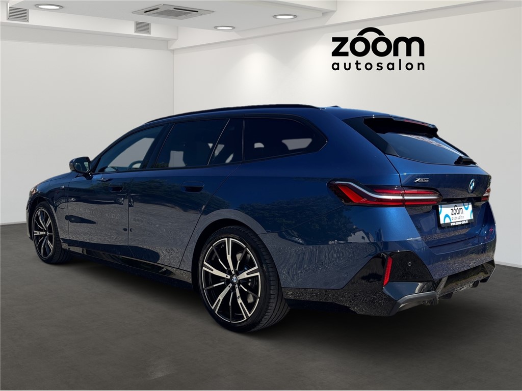 BMW
 550 e xDrive M Sportpaket