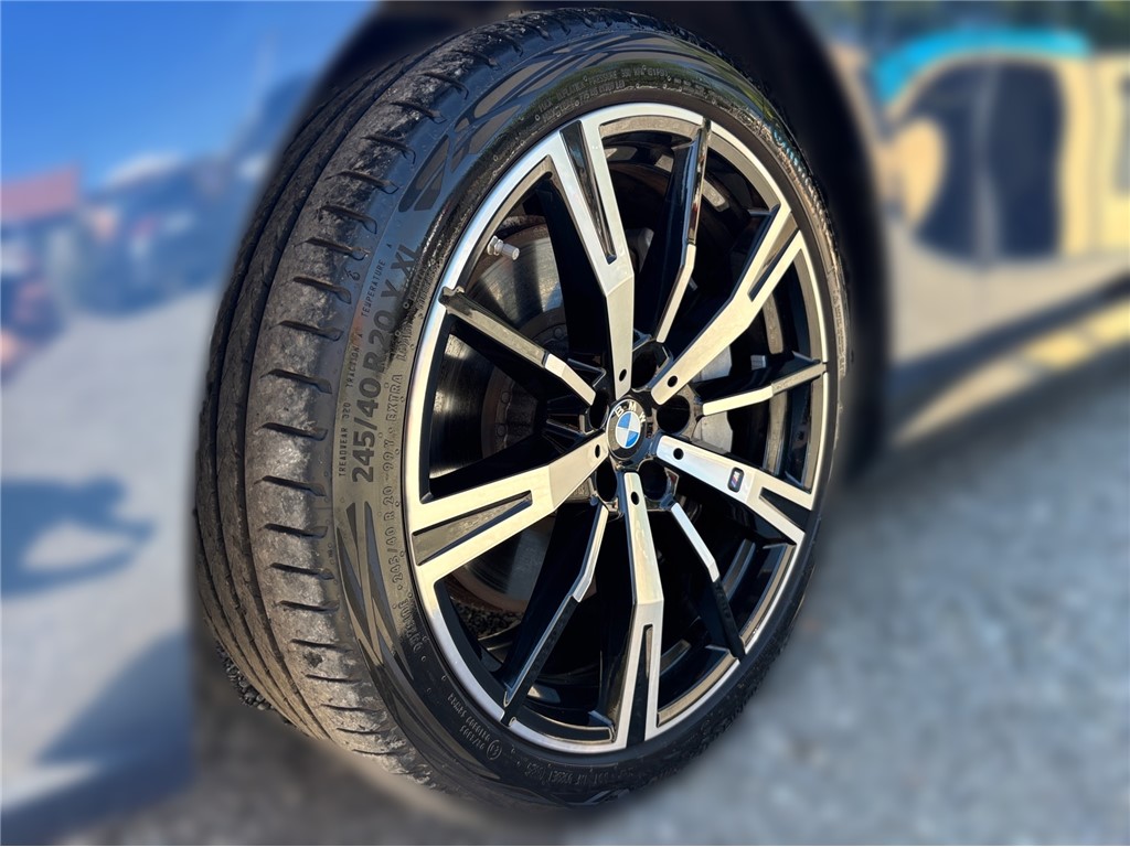 BMW
 550 e xDrive M Sportpaket