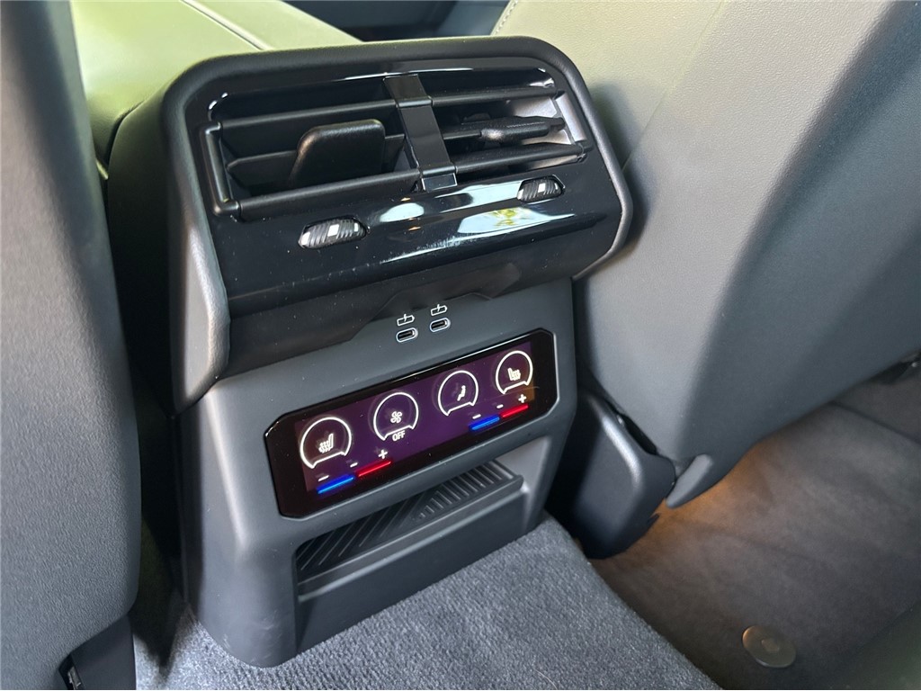 BMW
 550 e xDrive M Sportpaket