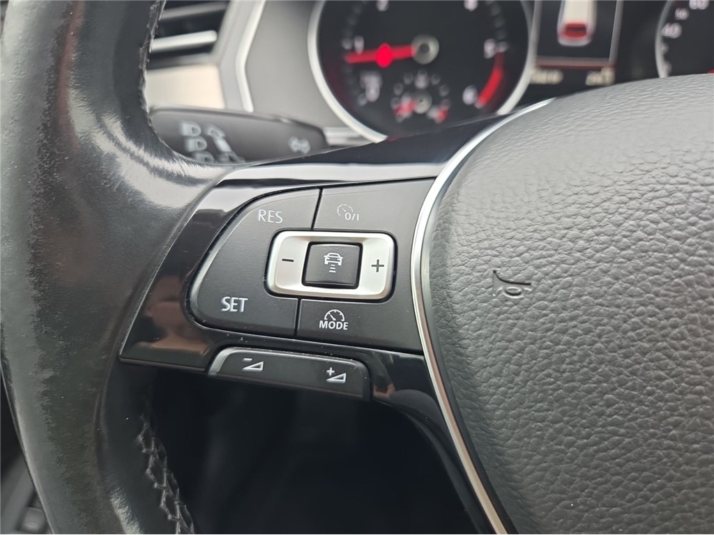 Volkswagen Passat
 2.0 TDI 110kW *REGISTRIRANO*