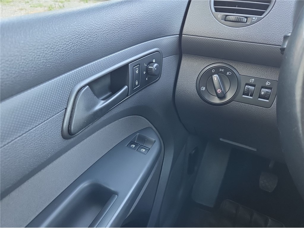 Volkswagen Caddy 1.6 TDI 75kW 2 KLIZNA VRATA