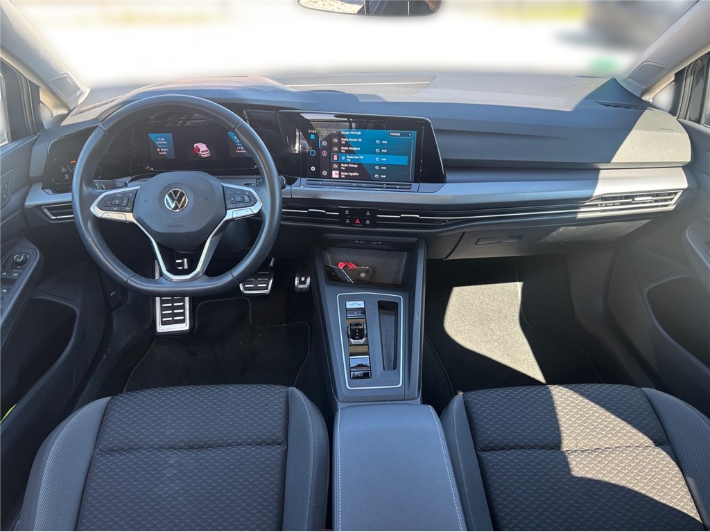 Volkswagen Golf 2.0 TDi DSG HEAD-UP PANORAMA