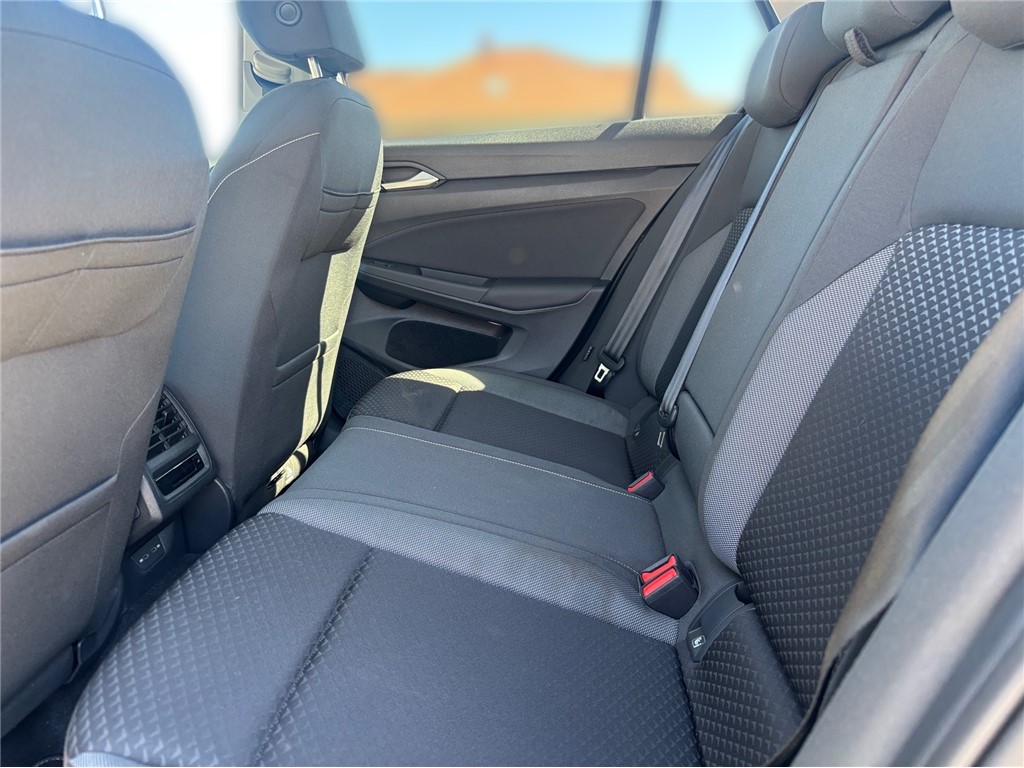 Volkswagen Golf 2.0 TDi DSG HEAD-UP PANORAMA
