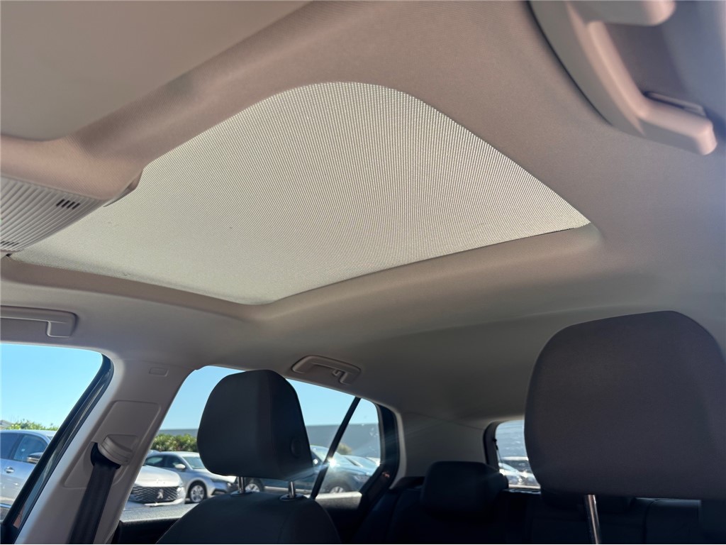 Volkswagen Golf 2.0 TDi DSG HEAD-UP PANORAMA