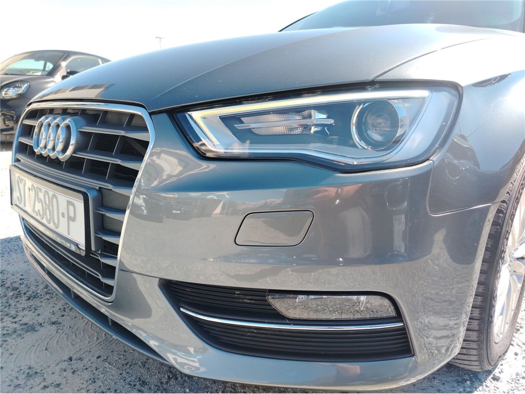 Audi
 A3
 2.0 TDI S tronic