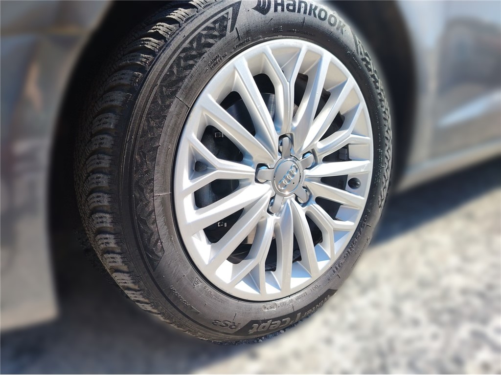 Audi
 A3
 2.0 TDI S tronic