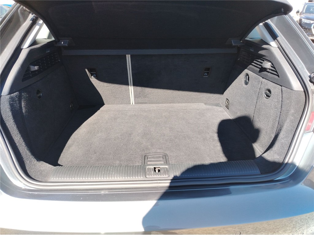 Audi
 A3
 2.0 TDI S tronic