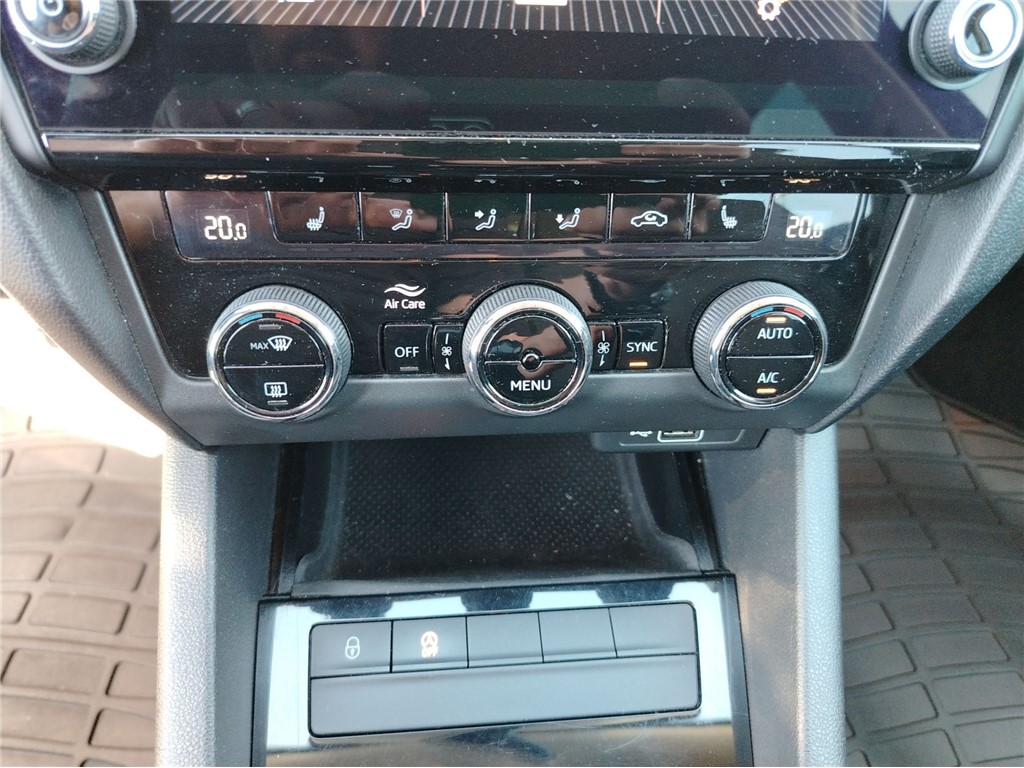 Škoda Octavia Combi 1.6 TDI Ambition