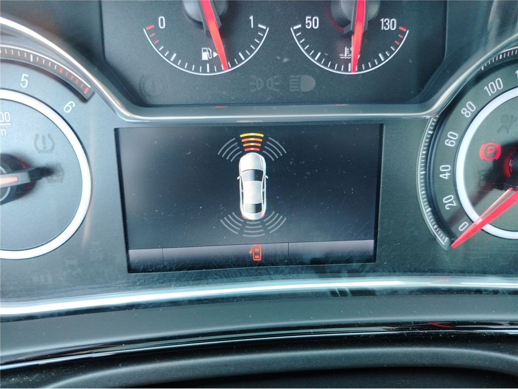 Opel Insignia 1.6 CDTI Business