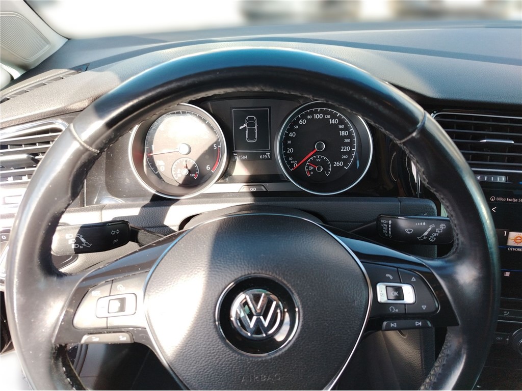 Volkswagen Golf 7 1.6 TDI BMT Comfortlinr