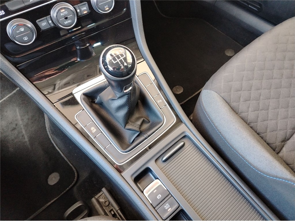 Volkswagen Golf 7 1.6 TDI BMT Comfortlinr