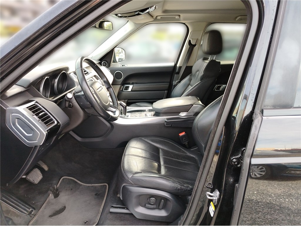 Land Rover
 Range Rover Sport 
 3.0 DT SPORT HSE
