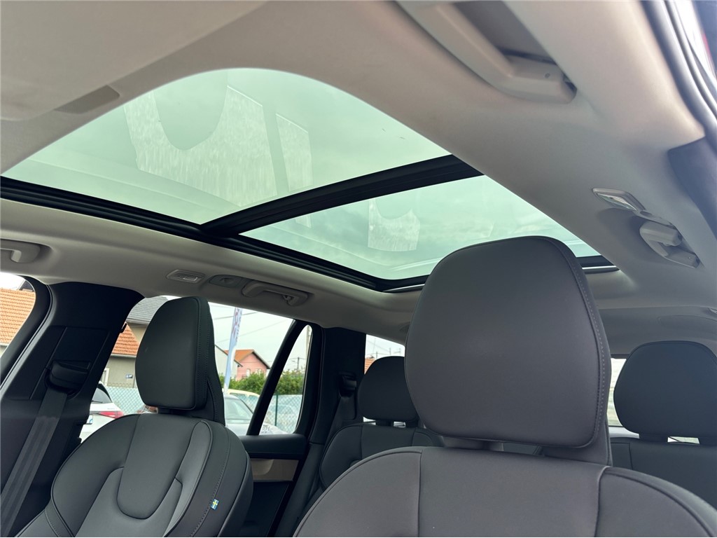 Volvo
 XC90 
 T8 AWD Plus Dark 455KS H&K