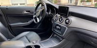 Mercedes-Benz
 GLA 200 CDI 4 MATIC
