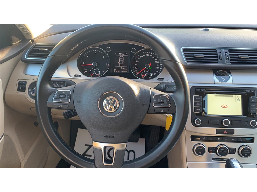 Volkswagen Passat
 1,6 TDI BMT DSG