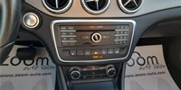 Mercedes-Benz
 GLA 180 d NAVI, PDC, KAMERA, KEYLESS, AUTOMATIK
