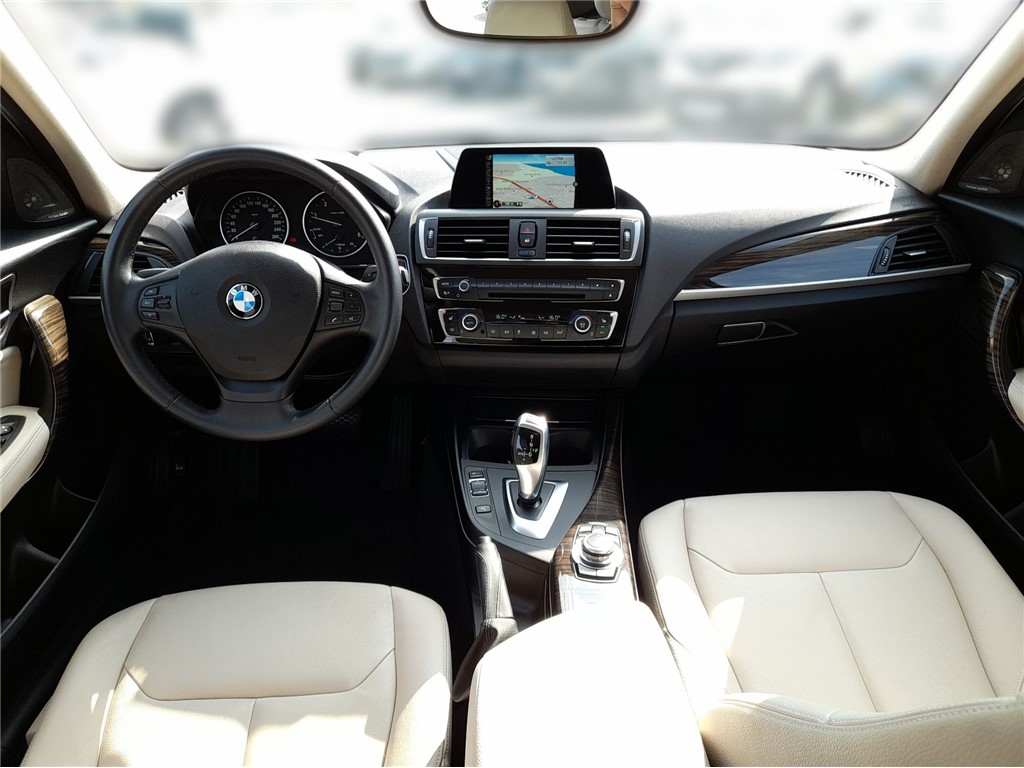 BMW
 1-Series 118d Automatik