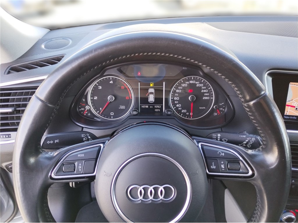 Audi
 Q5 2.0 TDI